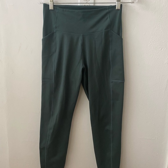 SOLD Girlfriend Collective Pocket Leggings - Picture 3 of 4